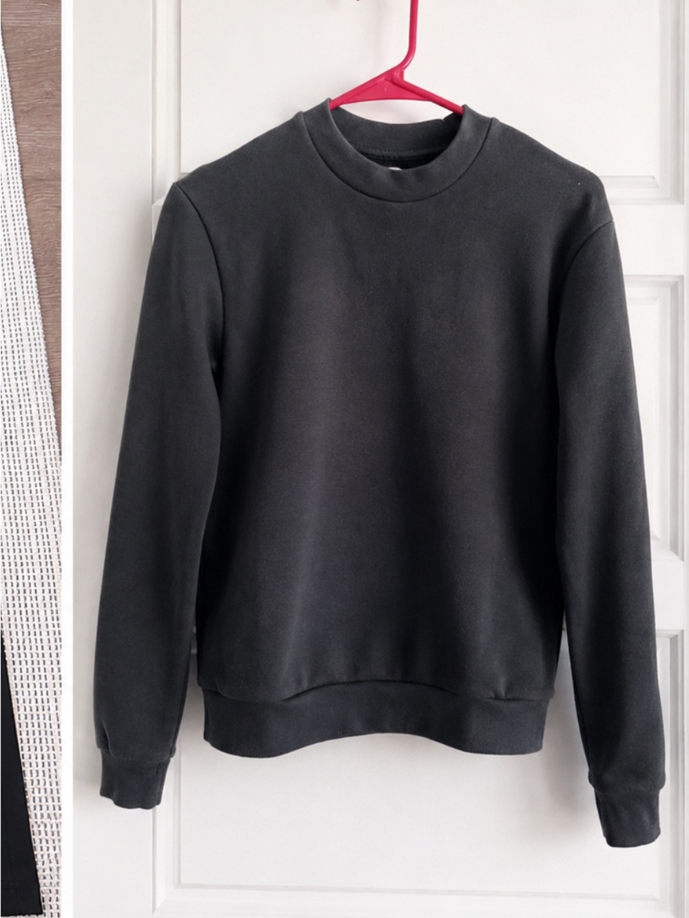 John Elliott Slate Carbon Beach Crew Crewneck Sweatshirt - Picture 3 of 4